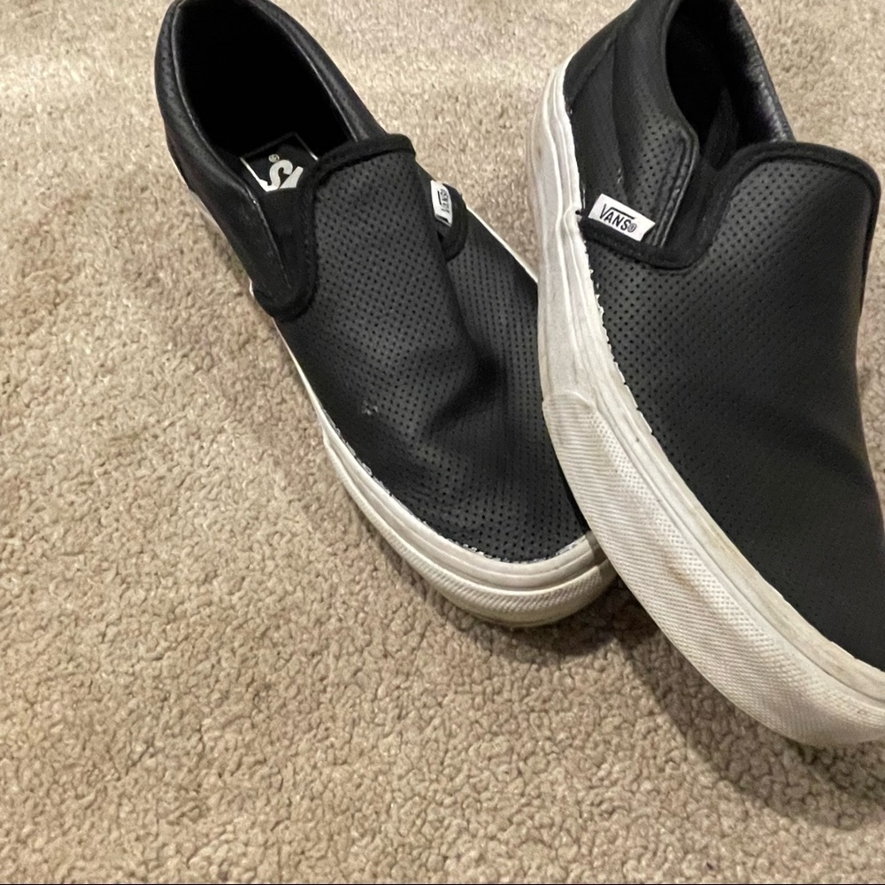 Classic leather vans women’s size 6.5 mens 5